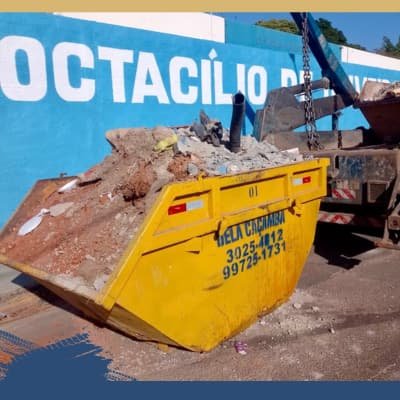 Caçamba de entulho 3m Dela Munck.